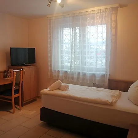 Hotel-restaurant Zum Baeumle 2* Süßen