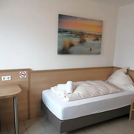 Hotel-restaurant Zum Baeumle 2* Süßen