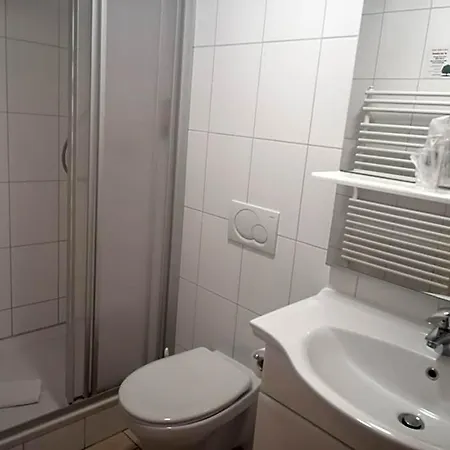 ホテル Hotel-restaurant Zum Baeumle 2*