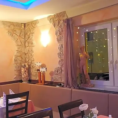 ホテル Hotel-restaurant Zum Baeumle 2*