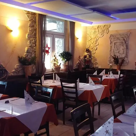 Hotel-restaurant Zum Baeumle ホテル 2*