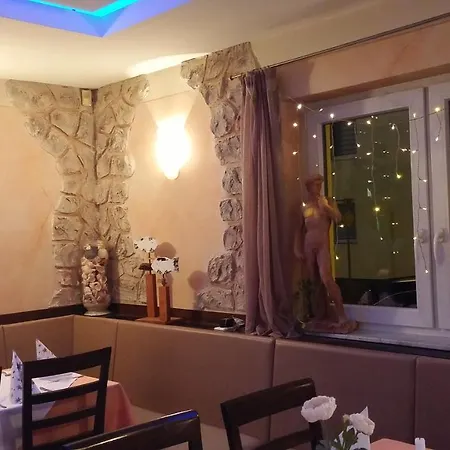 Hotel-restaurant Zum Baeumle Süßen