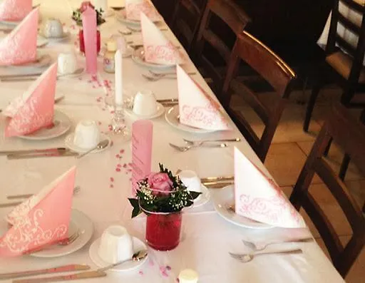 Hotel-restaurant Zum Bäumle 2*